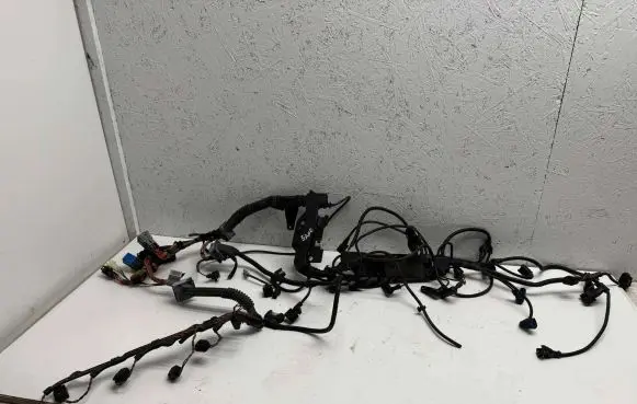 BMW 3 E90 E91 Engine installation wiring loom 7801099 7560285 7801100