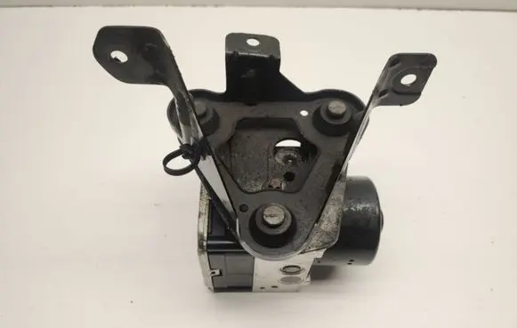 Mercedes-Benz S W221 ABS Pump A2219014700