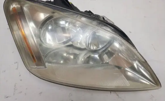 Ford Focus C-MAX Headlight/headlamp HELLA270606