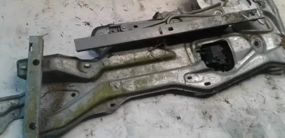 Renault Laguna I Sliding door window regulator with motor 7701672409