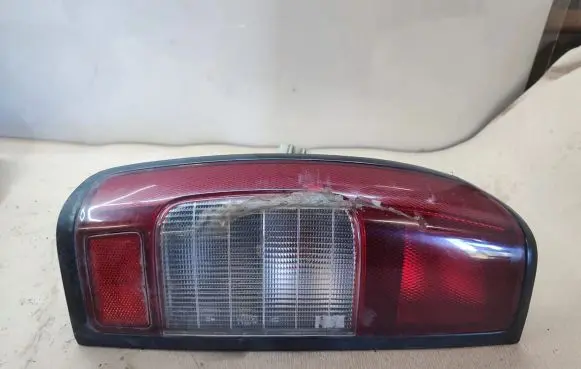Nissan Navara D22 Tailgate rear/tail lights 22024716