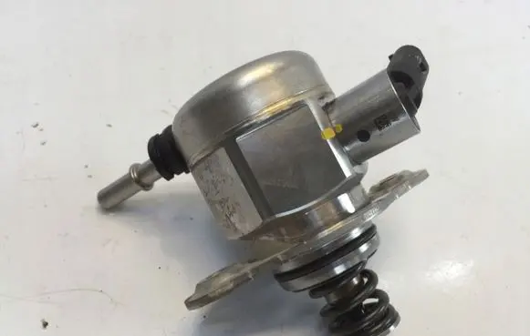 KIA Niro Fuel injection high pressure pump 3532003AC0