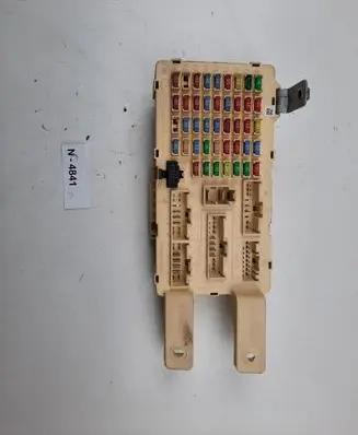 Hyundai Santa Fe Fuse module 919502B211