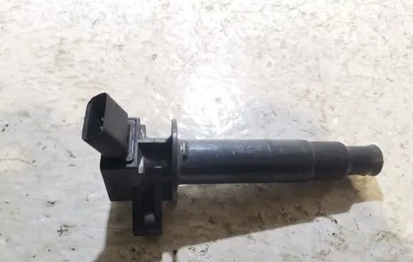 Toyota Corolla Verso AR10 High voltage ignition coil 9008019019