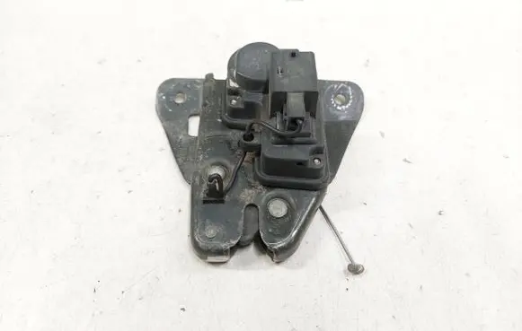 Chrysler 300 - 300C Tailgate/trunk/boot lock/catch/latch 244ABA
