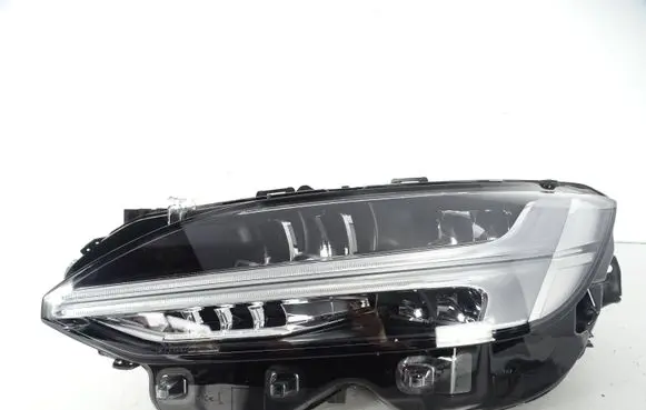 Volvo S90, V90 Headlight/headlamp 32342492