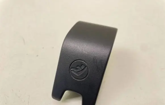 Audi A3 S3 8V ISOFIX cover 8V0887187 1092453X