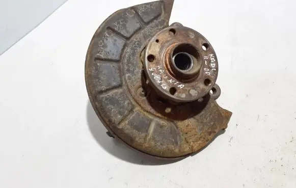 Front wheel hub