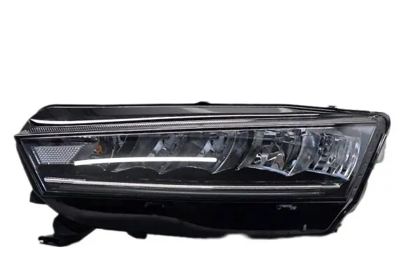 Skoda Octavia Mk4 Headlight/headlamp 5E4941015 LE18A6418