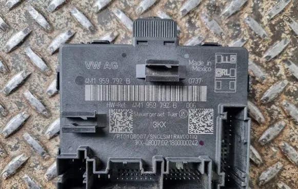 Audi Q5 SQ5 Door control unit/module 4M1959792B