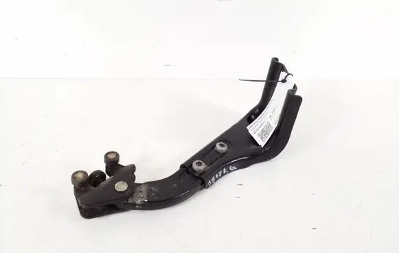 Mercedes-Benz Vito Viano W639 Sliding door lower roller guide/hinge A6397630047