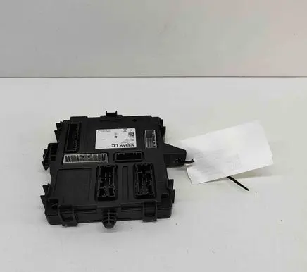 Nissan Juke II F16 Central body control module A3C07726401 284B26PA1B