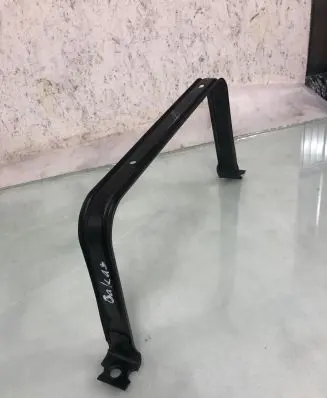 Seat Arona Fuel tank mounting bracket 2q0201655a