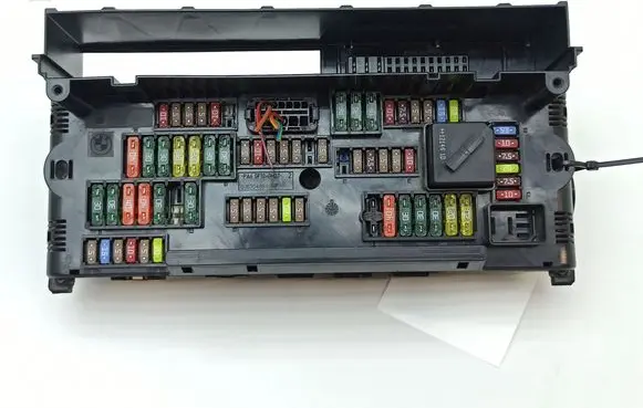 BMW 5 GT F07 Fuse module 9252815 9252815-01 1670487