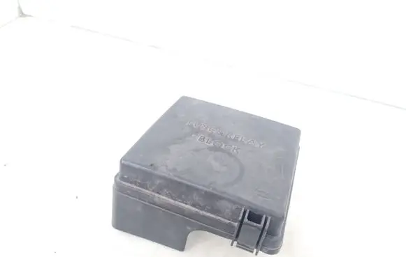 KIA Ceed Fuse box cover