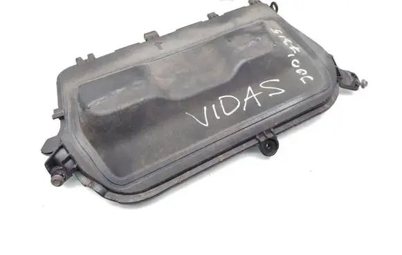Ford Mondeo MK IV Rocker cam cover 9682444080
