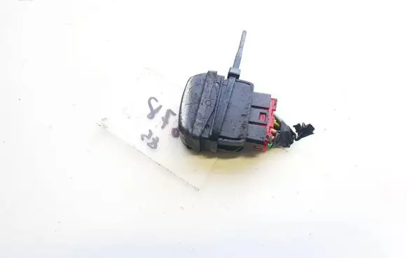 Citroen Xsara Picasso Electric window control switch 22881