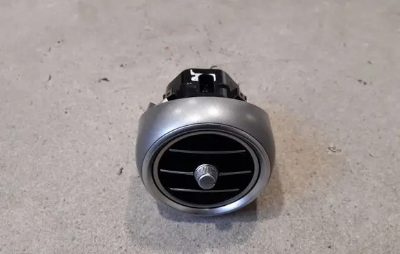 Mercedes-Benz C AMG W205 Dashboard air vent grill cover trim A2058304400