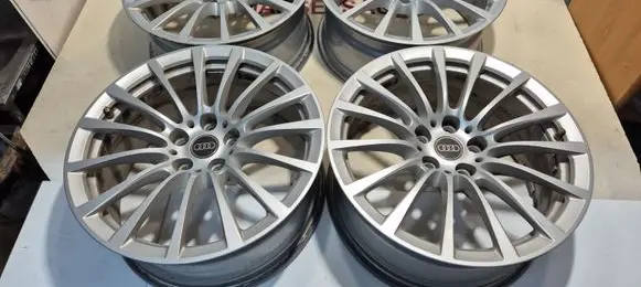 Audi A4 S4 B9 R18 alloy rim 6861224