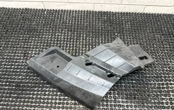 Volvo S60 Front bumper mounting bracket 31323429