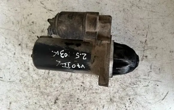 Volvo V70 Starter motor 0001109041