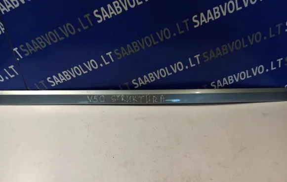 Volvo V50 Front door trim (molding) 39987037 08620165