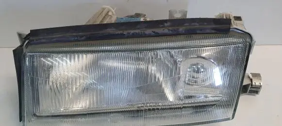 Skoda Octavia Mk1 (1U) Headlight/headlamp 1U1941017