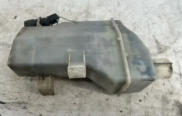 Hyundai H-1, Starex, Satellite Windshield washer fluid reservoir/tank 986104H000