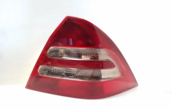 Mercedes-Benz C W203 Rear/tail lights 2038200264