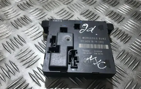 Mercedes-Benz E W211 Door control unit/module 2118201626 356806