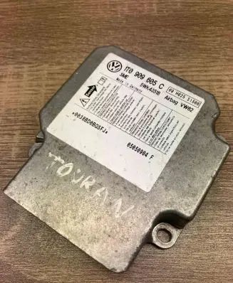 Volkswagen Touran I Airbag control unit/module 1T0909605C 5WK43518