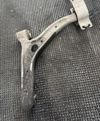 Mercedes-Benz CLA C117 X117 W117 Front lower control arm/wishbone 2463304800