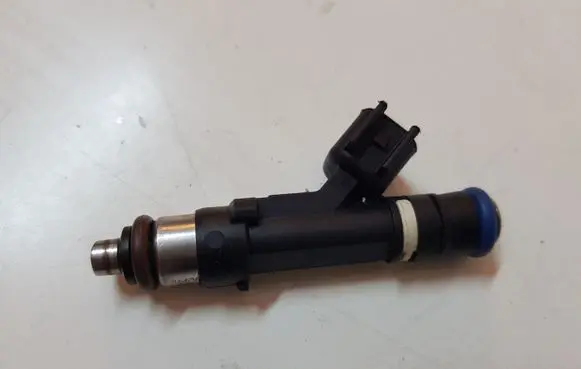 Ford Mustang VI Fuel injector JR3E9F593AB
