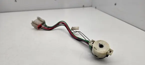 BMW 3 E30 Ignition lock contact 1372567