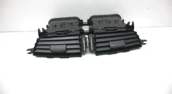 Mercedes-Benz C W204 Dashboard air vent grill cover trim A2048306054