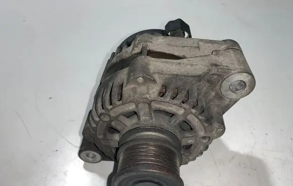 Opel Insignia A Generator/alternator 13502583