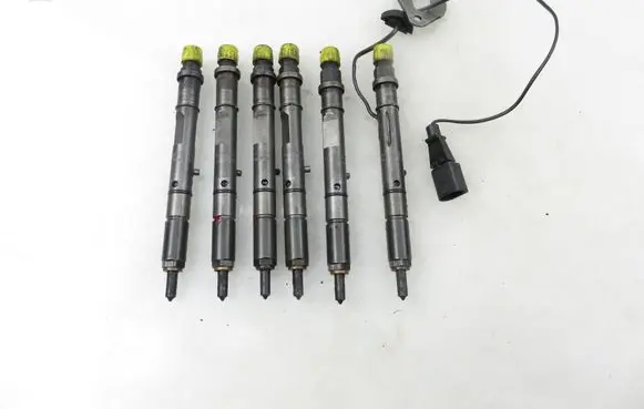 Audi A4 S4 B6 8E 8H Fuel injectors set 04321332793 059130202F 059130201F