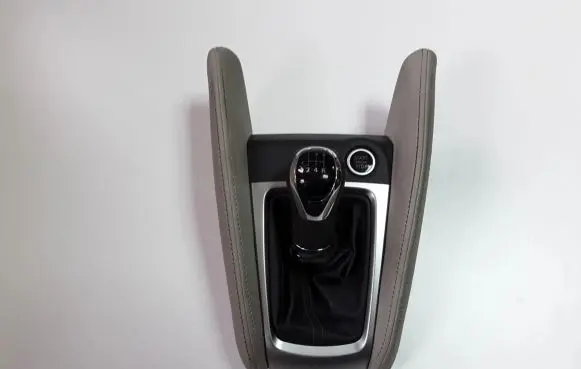 Gear lever shifter trim leather/knob