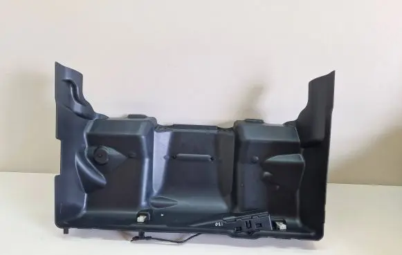 BMW i3 Radiator trim 51717255 19183210 BBP202301