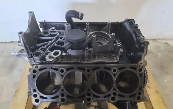 Audi Q7 4L Engine block 
