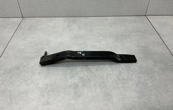 Audi Q5 SQ5 8R Radiator support slam panel bracket 8R0805527