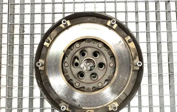 BMW 3 E90 E91 Clutch set kit 7541018