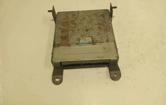 Mazda 323 F Engine control unit/module
