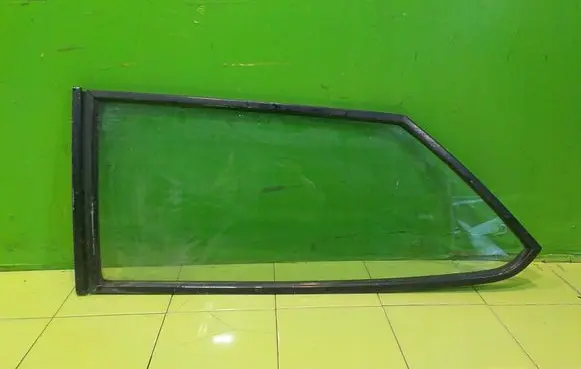 Lancia Beta Rear windscreen/windshield window 