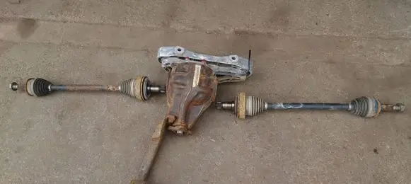 Mercedes-Benz Vito Viano W639 Rear differential A6393501414 A9043530510 6393501414