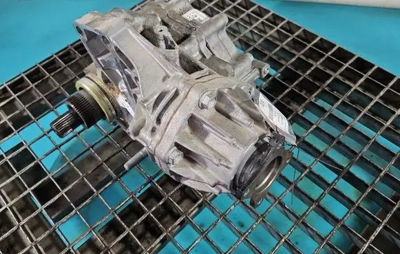 Suzuki Vitara (LY) Gearbox transfer box case 4P3 IMPRK1470953