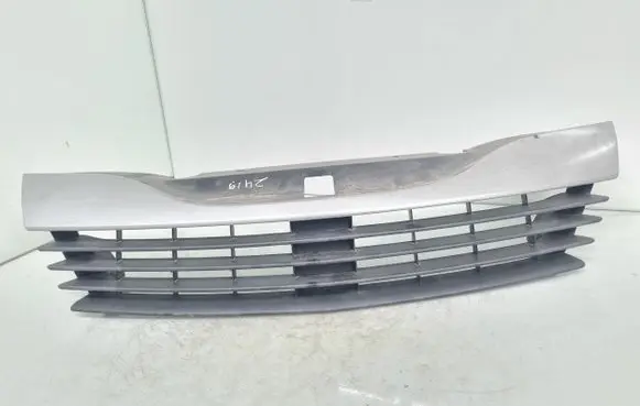 Renault Laguna II Front grill 8200390126