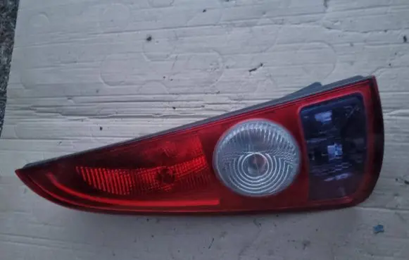 Peugeot Expert Rear/tail lights