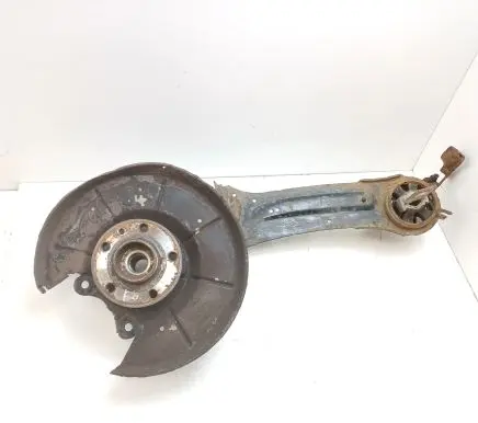 Volvo XC70 Rear wheel hub 7G915A969 6G912K317A