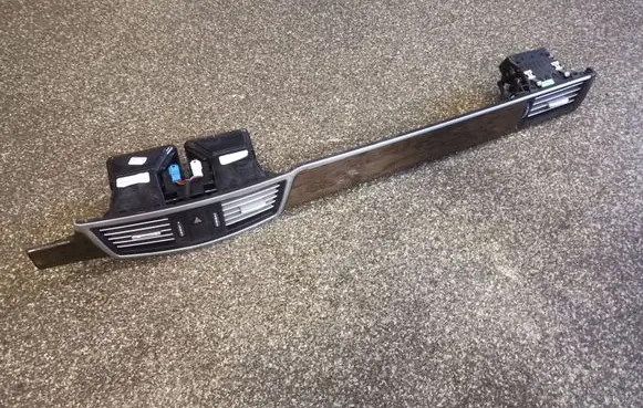 Mercedes-Benz E W212 Dash center air vent grill A2126801427 2124400806